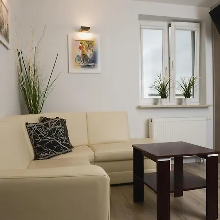 Apartamenty Nad Jeziorkiem Varsovia Exterior foto