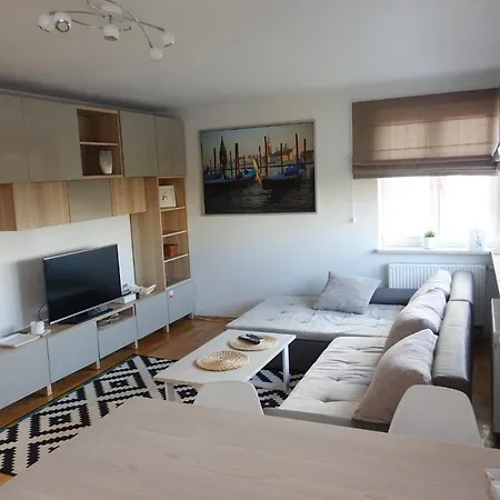 Apartamenty Nad Jeziorkiem Varsovia Exterior foto