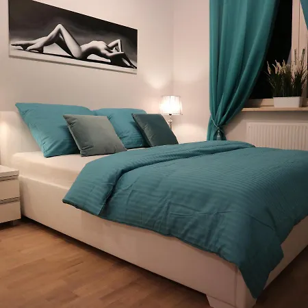 Apartamenty Nad Jeziorkiem Varsovia Exterior foto