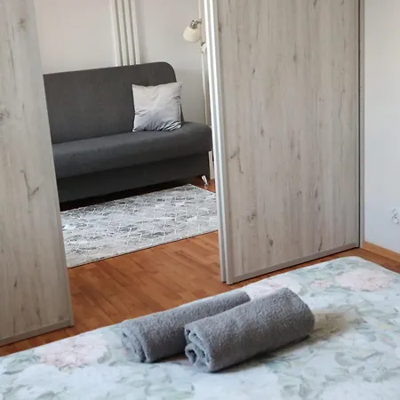 Apartamenty Nad Jeziorkiem Varsovia Exterior foto
